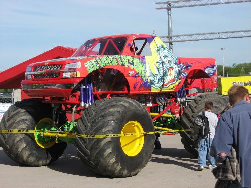 Devestator - Monster Trucks