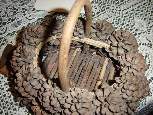 Inside of Pine Cone Basket - Here is another view of the Pine Cone Basket. You can see what the inside looks like.