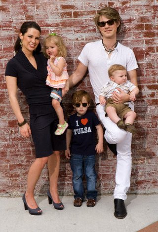 Taylor Hanson's family - Taylor and wife Natalie with their three children, Ezra, Ellie and River