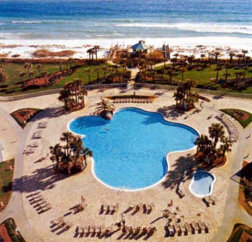 beach and swimming pool - swimming places