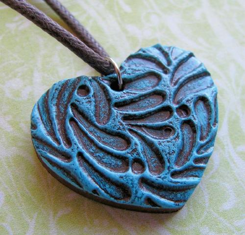 Turquoise Polymer pendant - Polymer clay pendant, dry-brushed with a turquoise acrylic paint.