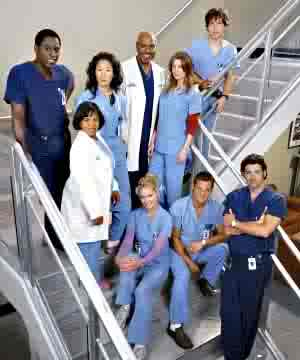 Grey Anatomy Picture - All of them at the stairs???
