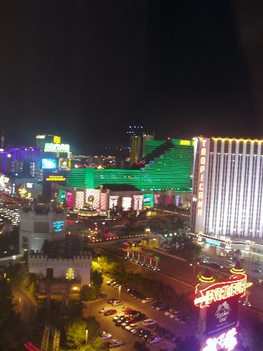 Night time at The Strip in Las Vegas - Night time at the strip in Las Vegas