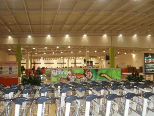 Singapore Budget Airport Terminal - The luggage area at the Singapore Airport Budget Terminal