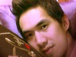 Yinger - This is my latest picture.. i was supposed to sleep that time, but then i can't since my insomnia came to visit me, sadly..