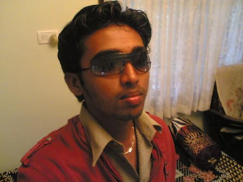 crazy guy - looking so smart na!