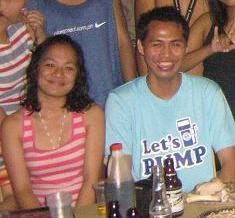 lenlen and jongjong - i cut out our faces from our group picture! word for this picture - compress! i should thank ate cristy and joan for this. hahaha!