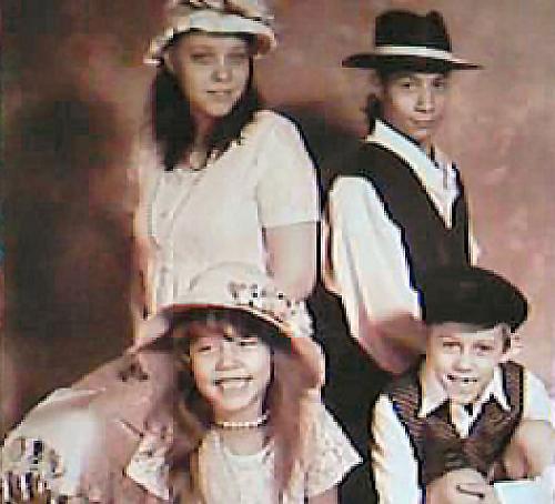 Our family (Old School Themed) Pic - We also had individual shots made of this theme. The kids had loads of fun.