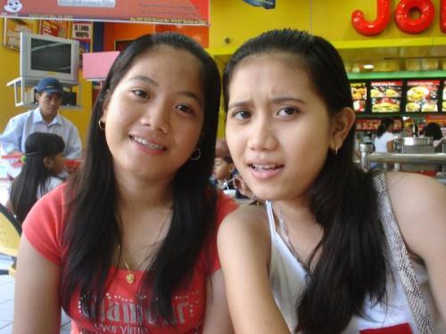 Me and my Sis - What do you think??? Do we look similar??
