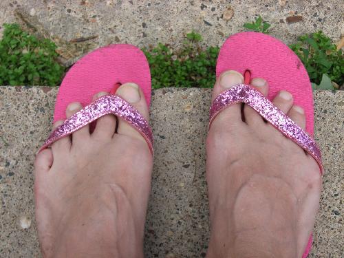 Minnie said I loved pink - Well here is the proof I love pink. The neighbor girl had these when she played with the grandsons in the sprinkler recently so I had to do this. I think I did this before that pink discussion was started.