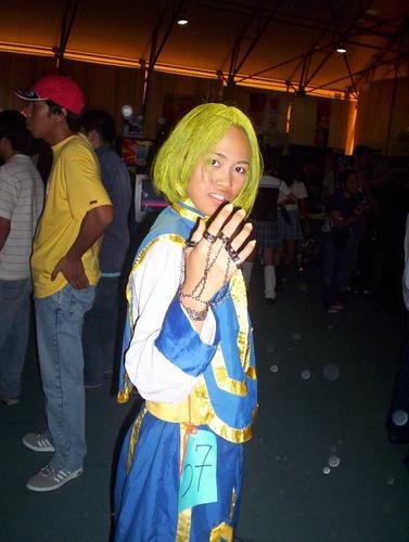 cosplaying curapika - This was my favorite cosplaying character: Curapika in Hunter x HUnter; a popular anime in the Philippines. It may seems childish for some prople but most of us cosplayers finds it more exciting...and much more fun during events^^