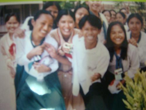 high school2 - camera shy ba yan???