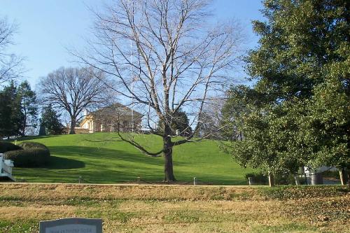 The Arlington House - The home of General Robert E. Lee and his wifes family. The Arlington House - The home of General Robert E. Lee and his wifes family.