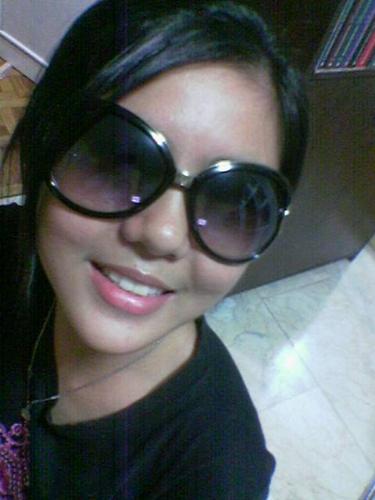 me in my shades - does it fit me?