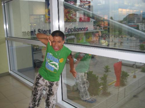 Christian - Photo taken @ SM Bacolod...summer getaway 2008.