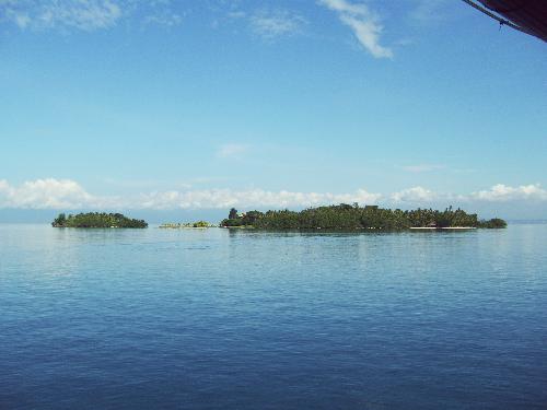 Malipano Island, Island Garden City of Samal, Phil - The island is owned by Pearl Farm Beach Resort and managed by El Fuego. It is such a beautiful place with the white sand and clear waters.