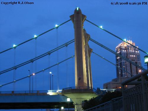 Hennepin Avenue Bridge - Across the Mississippi River in Downtown Minneapolis Minnesota Hennepin Avenue Bridge - Across the Mississippi River in Downtown Minneapolis Minnesota