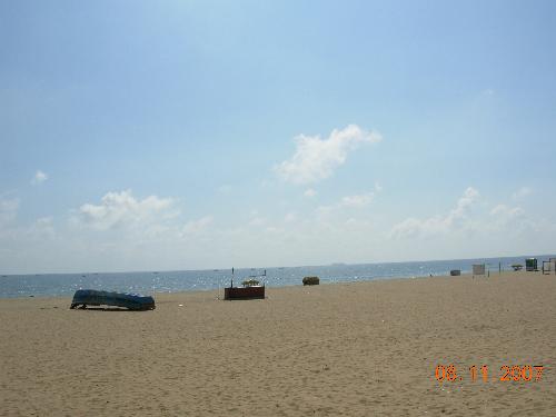 a beach at chennai. - Chennai boasts of the longest beach line and each one of them is good. I liked this picture with the boats. Do you like it?