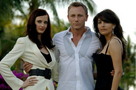 James Bond - The new James Bond (Daniel Craig) with Bond girls
