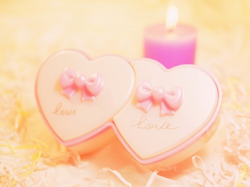 heart between you and your lover - It's the second photo my girl friend send to me.I cherich it very much.