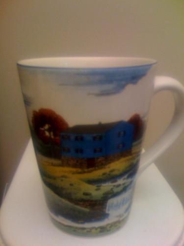 Coffee mug - Coffee mug, on the large side!