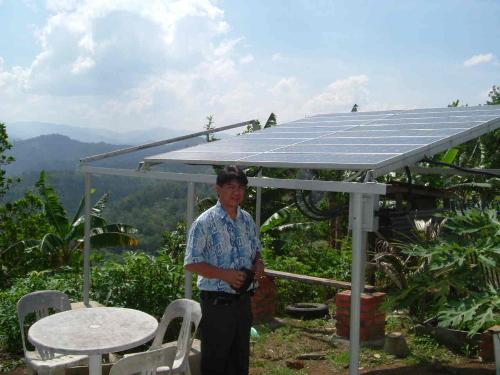 Solar Array ay Eagle Plateau - This is one of our Solar Array that supplies solar electric power to our self sufficient home at Eagle Plateau.   The PhotoVoltaic solar Array consists of 24 Siemens Solar Modules model M55 and is configured to operate on a 24 Volts DC input to a 2 Kw 240V AC Heart Power Inverter system.  We have 2 other solar arrays that are used for back up system.