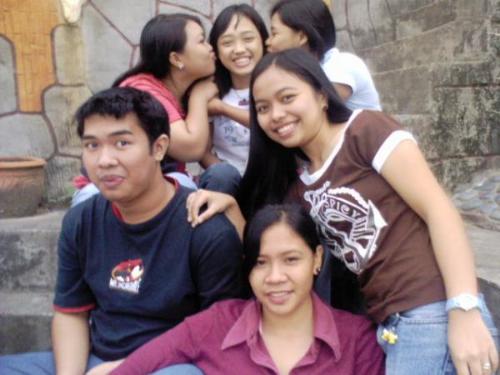 kiss - they juz adore me..lolz