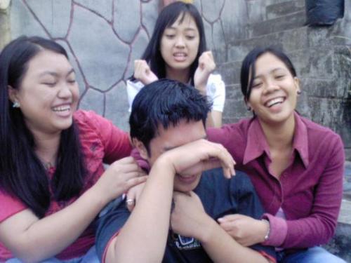 stop crying adrian - Adrian,we love you!! lolz..  Tol,mahal ka namin..hehe Dark Angels Go!!