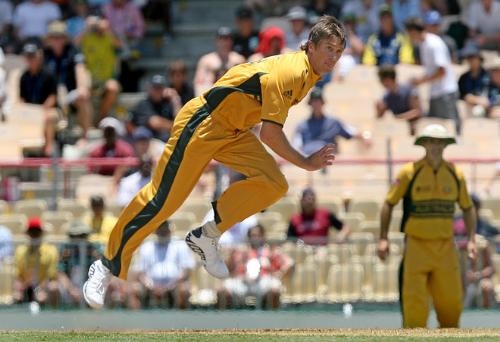 Mcgrath - Mcgrath bowls in Sooth Africa