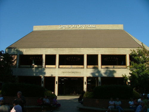 Grand Ole Opry - This is a picture of the Grand Ole Opry House