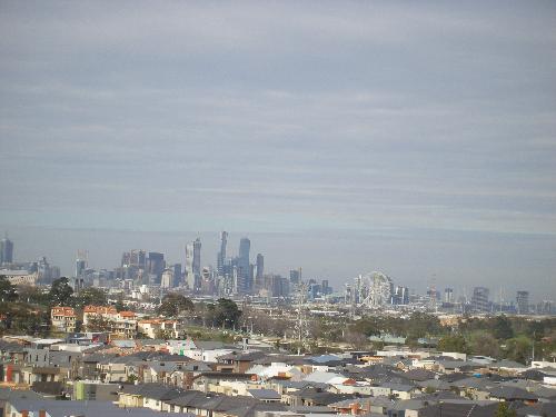 Melbourne Skyline - Melbourne Skyline taken from the western side of Melbourne 2008