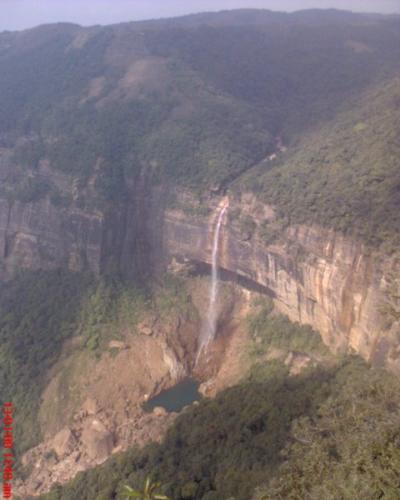 waterfalls - Tiny but beautiful waterfalls.