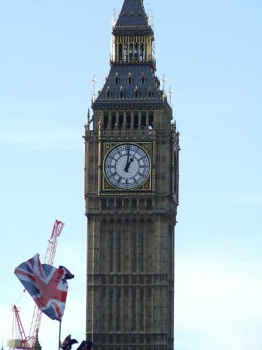 Big Ben - My girlfriend was in London in November last year and she decided to take a picture to the Big Ben monument, so here it is.