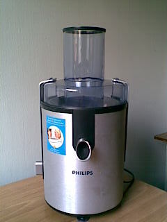 philips juicer - a bargain i couldn't resist, 50% off the retail price for a almost unused juicer.