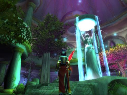 Temple of the Moon - One of the most beautiful places in Darnassus is the Temple of the Moon with its large statue fountain.