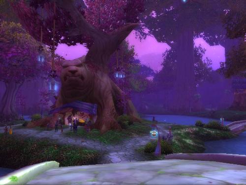 Darnassus Bank - Most people don't realize right away that the bank in Darnassus looks like a lagre bear.