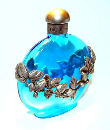 Perfume - very artistic perfume
