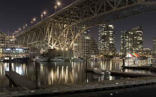 Granville Bridge - Photo taken on a night at Granville bridge