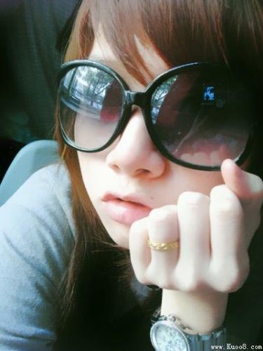 it's me - it's me . I want to make friends with you.