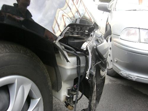 Car crash .. Honda vs Hyunday - Car crash :)