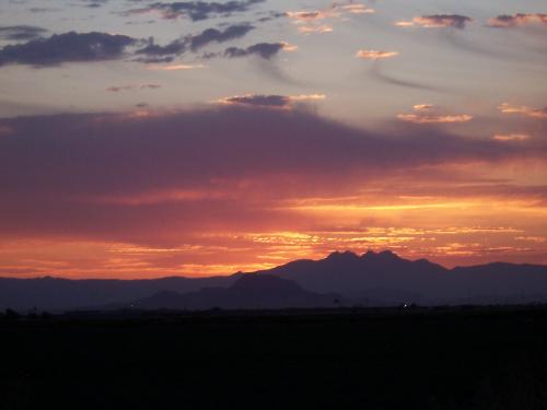 beautiful Arizona sunset - this was taken right from my front doorstep....