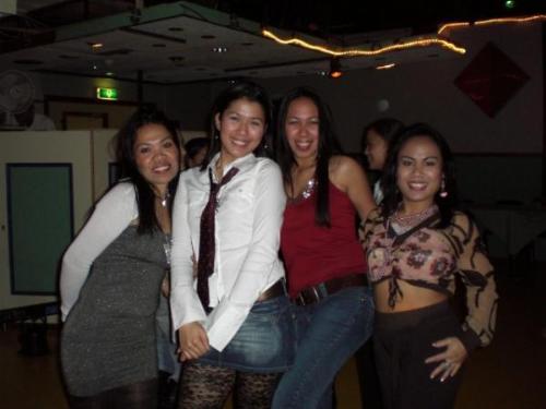 Alphense Girls.. - Disco until early in the morning..Nobody is around anymore only us..