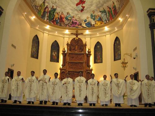 Holy People - They give their life for God