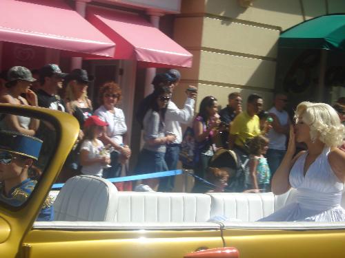 Australia - Imitation of Marilyn Monroe, parade of stars at Movieworld Theme Park, Gold Coast, Australia