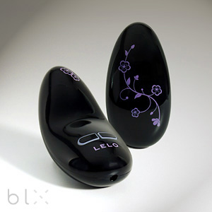 Nea - The Nea vibe by Lelo. Retails for anywhere from 85.00 to 130.00 USD.