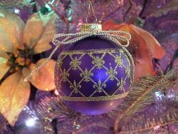 Christmas Decorations - Christmas ornaments/decorations