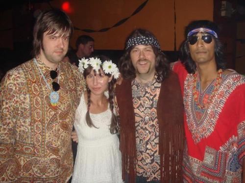 happy hippy daze! - ysrg y7 a-eqa- q qetjaergd