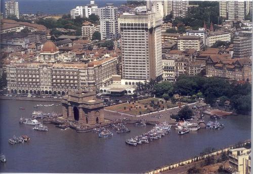 gateway of india - look the beauty of india