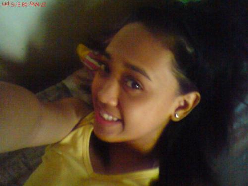 itz me - is it wrong to have pix?? lol..