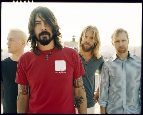 foos - foo fighters group shot